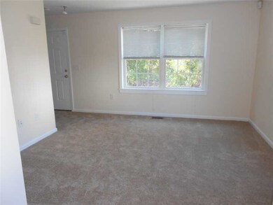 17 Ives St, Blackstone, MA 01504 - photo 6