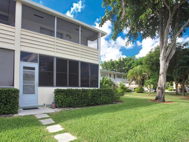 282 Windsor M, West Palm Beach, FL 33417 - photo 5