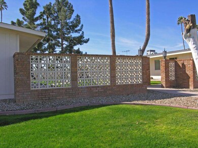 10877 W Santa fe Dr, Sun City, AZ 85351 - photo 2