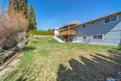 518 N Minor Ave, East Wenatchee, WA 98802 - photo 7