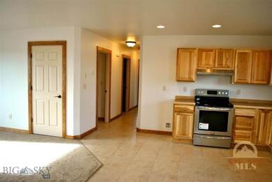 610 W Adams St, Three Forks, MT 59752 - photo 4