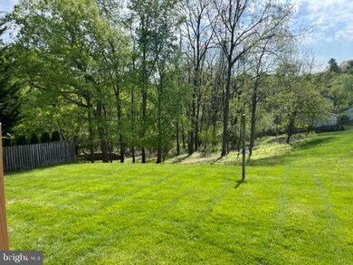 7505 Patterson Ct, Sykesville, MD 21784 - photo 6