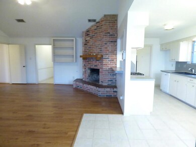 5038 Mary Lou Dr, Houston, TX 77092 - photo 4