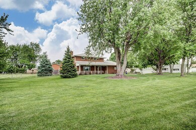 4060 Clime Rd, Columbus, OH 43228 - photo 3