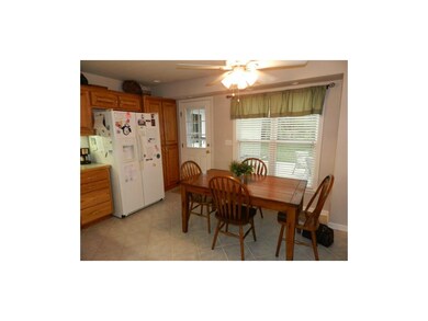 Kit w/Tile floor Pantry/appliances