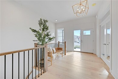 10026 Aurora St, Lenexa, KS 66220 - photo 7