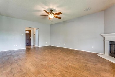 322 Beaumont Dr, Weatherford, TX 76086 - photo 7