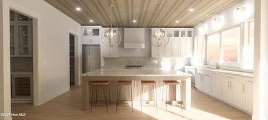 119 KITCHEN