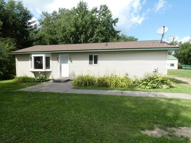 1236 Hwy 12 - front