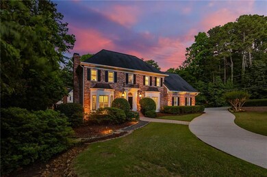The view of the house in the evening is stunning!