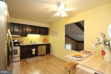 5666 Sheerock Ct, Columbia, MD 21045 - photo 7