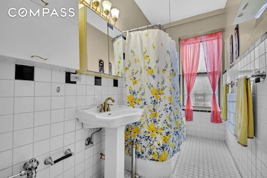 North Bennington Corners unit 6B, New York, NY 10025 - photo 7