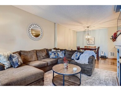 07 Living Room