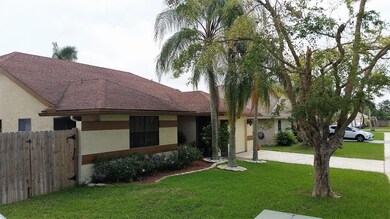22584 Sawfish Terrace, Boca Raton, FL 33428 - photo 2