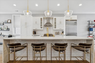 2866 W Lyndale St unit 2, Chicago, IL 60647 - photo 3