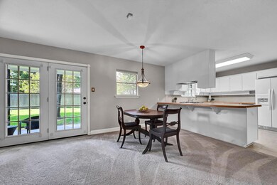 733 Bedford Ct W, Hurst, TX 76053 - photo 5