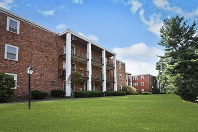 802 Willard St unit E7, Quincy, MA 02169 - photo 2