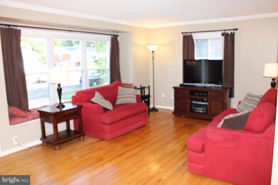 407 Yeonas Dr SW, Vienna, VA 22180 - photo 3