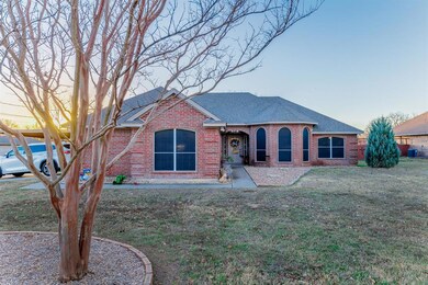 126 Sanchez Creek Ct, Weatherford, TX 76088 - photo 3