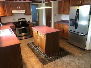 332 Oakdale Dr, North Tonawanda, NY 14120 - photo 3