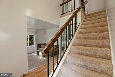 20500 Aspenwood Ln, Montgomery Village, MD 20886 - photo 3