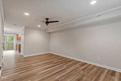 06-3720 Jamestown Cir [2205921]_06