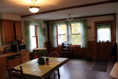 5 Maple Ave, Claremont, NH 03743 - photo 3