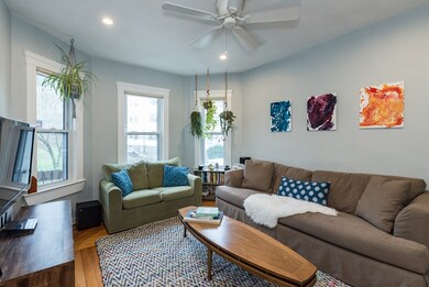 238 Poplar St unit 2, Roslindale, MA 02131 - photo 2