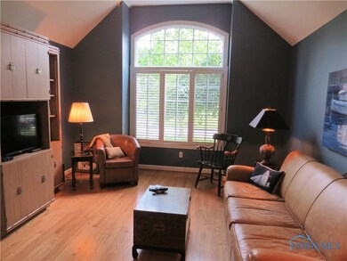 An interesting ceiling treatment entices you to lo