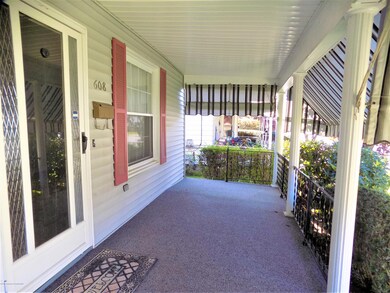 608 N Sumner Ave unit 610, Scranton, PA 18504 - photo 2