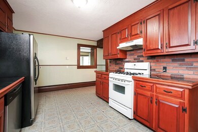 59 West St, Ludlow, MA 01056 - photo 4