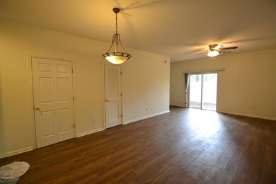 4758 Playpen Dr, Jacksonville, FL 32210 - photo 4