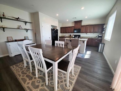 1548 Pheasant Run Dr, Olivehurst, CA 95961 - photo 4