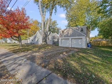 5404 Harschel Dr, Toledo, OH 43623 - photo 3