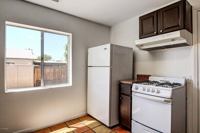 8828 N 6th Place, Phoenix, AZ 85020 - photo 7