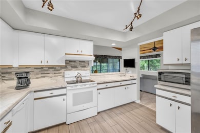 2125 Pine Creek Blvd unit 204, Vero Beach, FL 32966 - photo 5