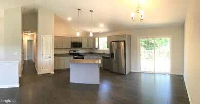 613 Warner Ln, Hedgesville, WV 25427 - photo 5