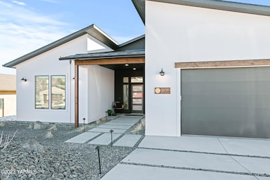 805SelahVistaWay-2
