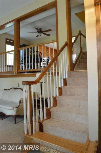 6045 Ticonderoga Ct, Burke, VA 22015 - photo 5