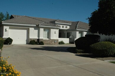 Front of Home, 3rd Car Garage