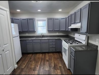 915 S 8th St unit 2, Goshen, IN 46526 - photo 4