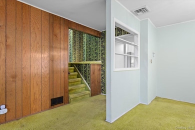 144 Orchard St, Plainview, NY 11803 - photo 4