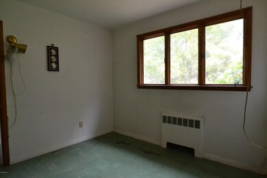 apartmentbedroom1