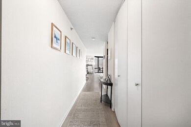 2018 32 Walnut St unit 11F, Philadelphia, PA 19103 - photo 2