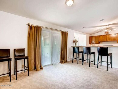 7207 N 11th PL - Dining