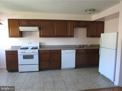 869 Wedgewood Dr, Lansdale, PA 19446 - photo 5