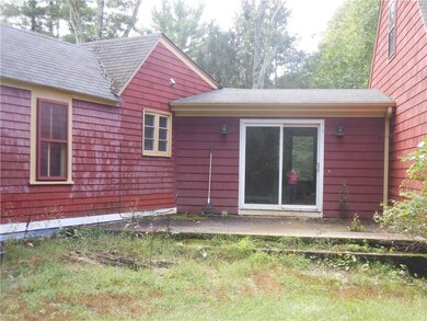EXTERIOR REAR