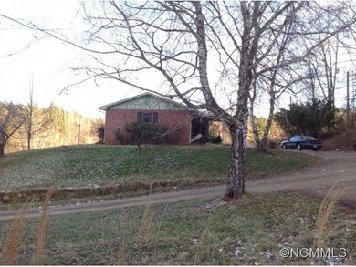 unlisted-address, Asheville, NC 28806 - photo 3