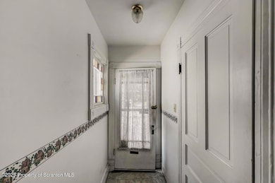 126-130 S Rebecca Ave 006 Large