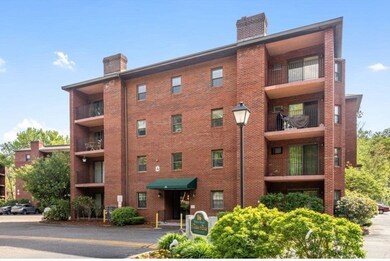 Totten Pond Village unit 48A, Waltham, MA 02451 - photo 2